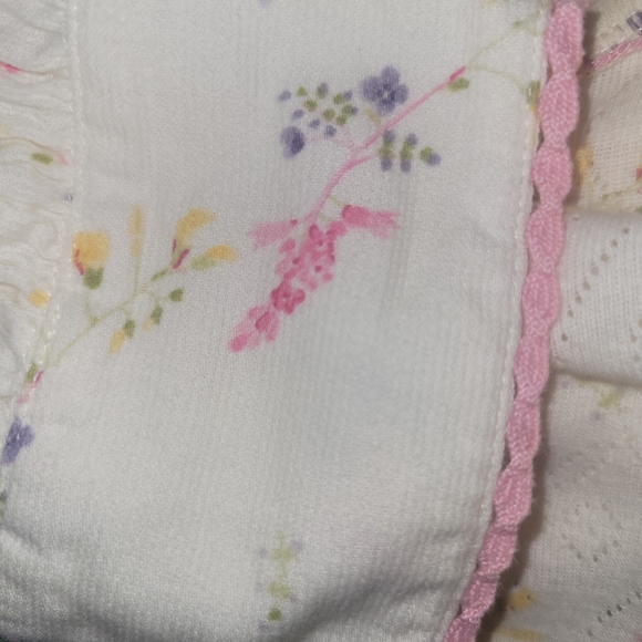 Crabtree & Evelyn Robe And Gown Set - Picture 10 of 11